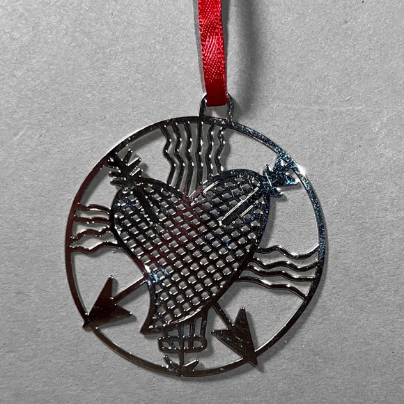 Silver-tone Arrows Through Heart Ornament - Picture 2 of 3